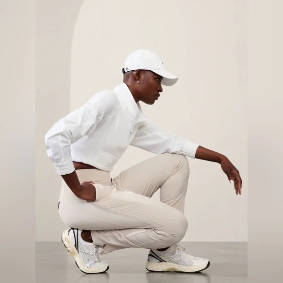 Athleta BROOKLYN MID RISE ANKLE PANT Beige Size 0 - Picture 10 of 12